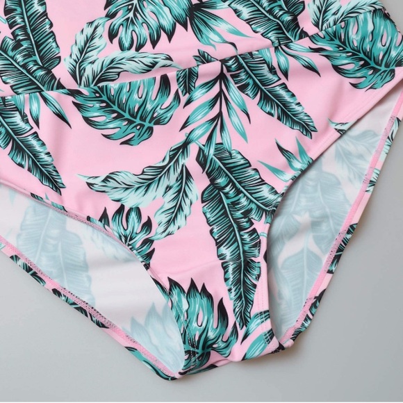 🎉 2X HOST PICK | New Tropical Leaf Flounce Off The Shoulder Maternity Swimsuit - Picture 9 of 11